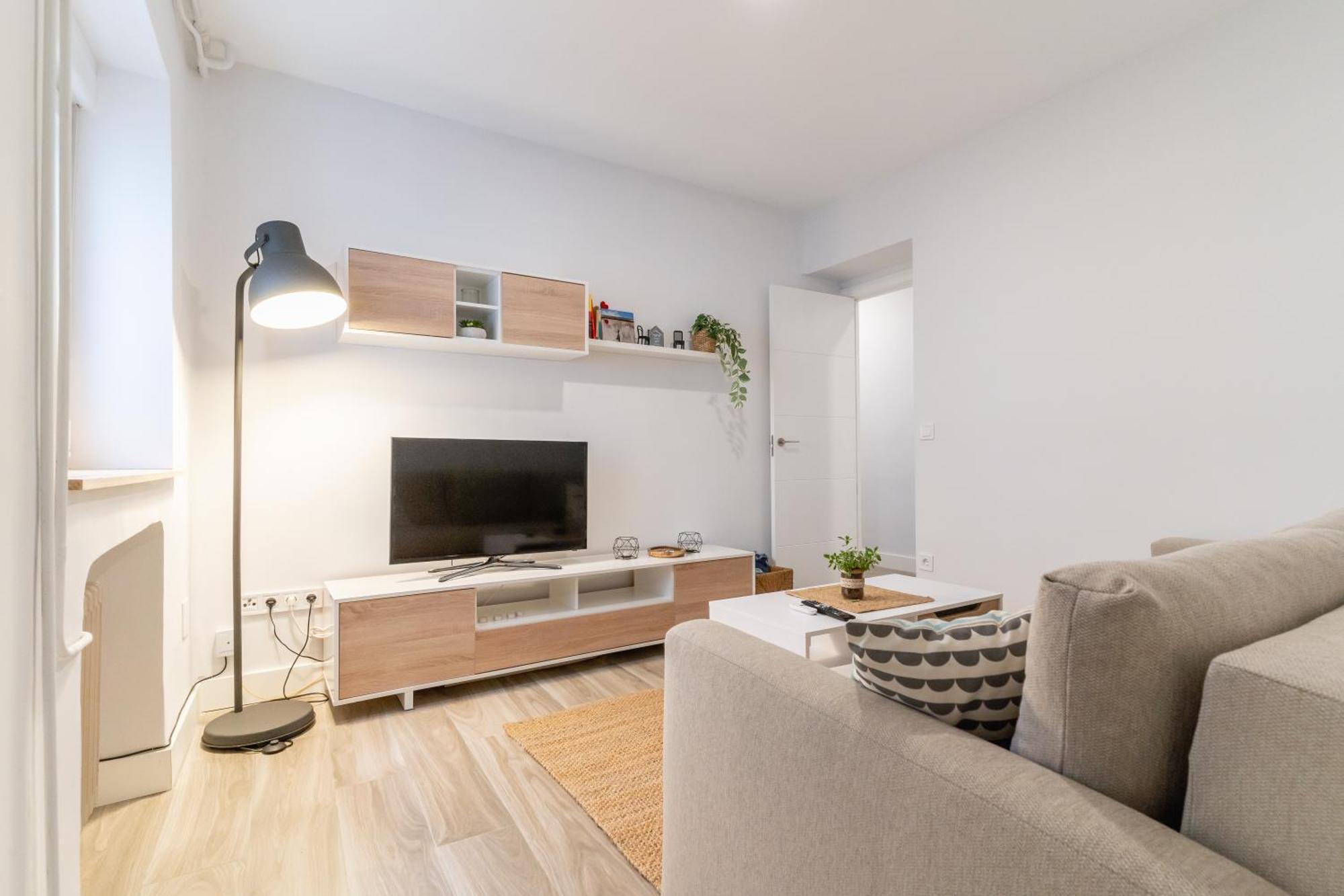 Modern With Terrace-2 Bedrooms 2 Bathrooms-tetuan *